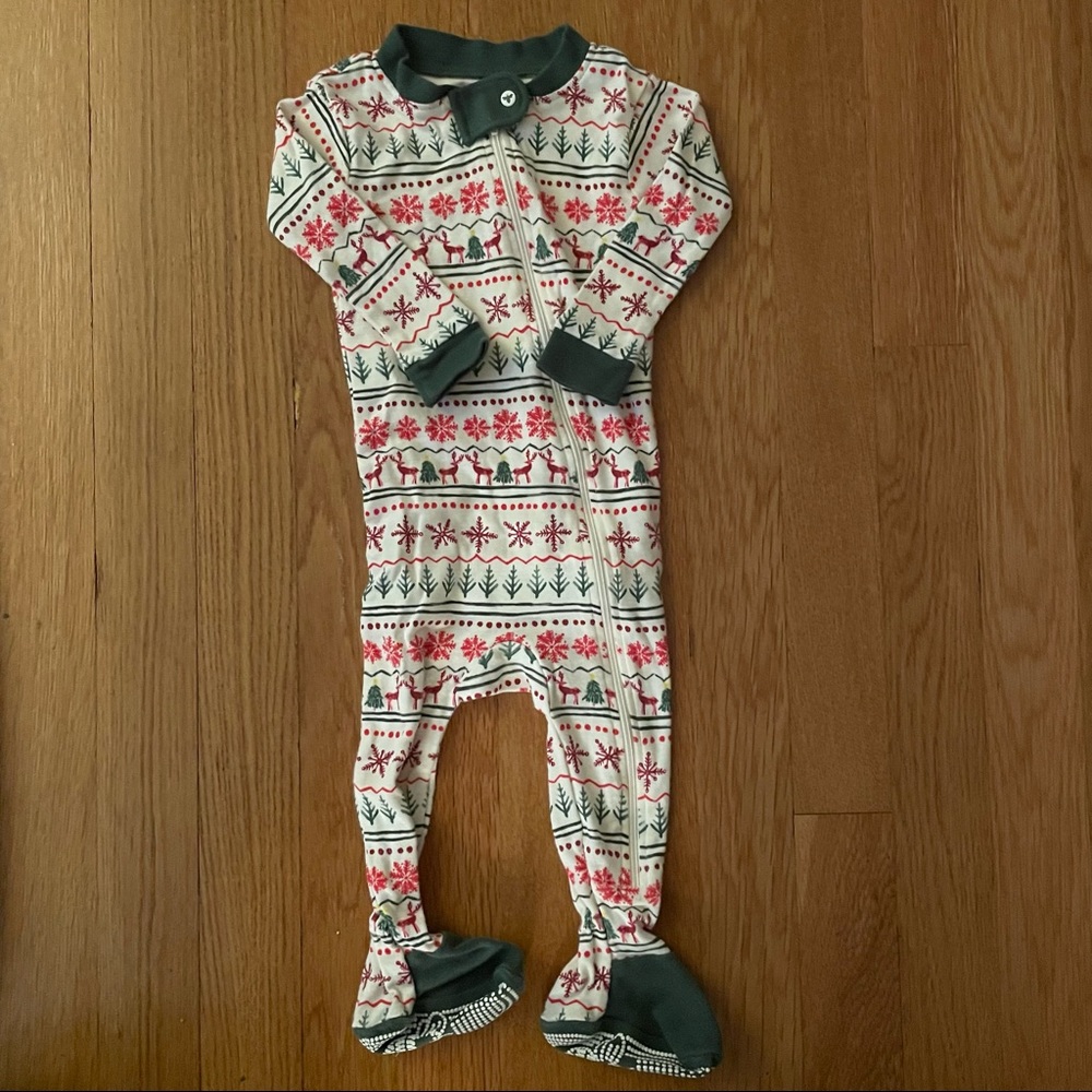 Burts Bees Christmas pajamas EUC 3-6m